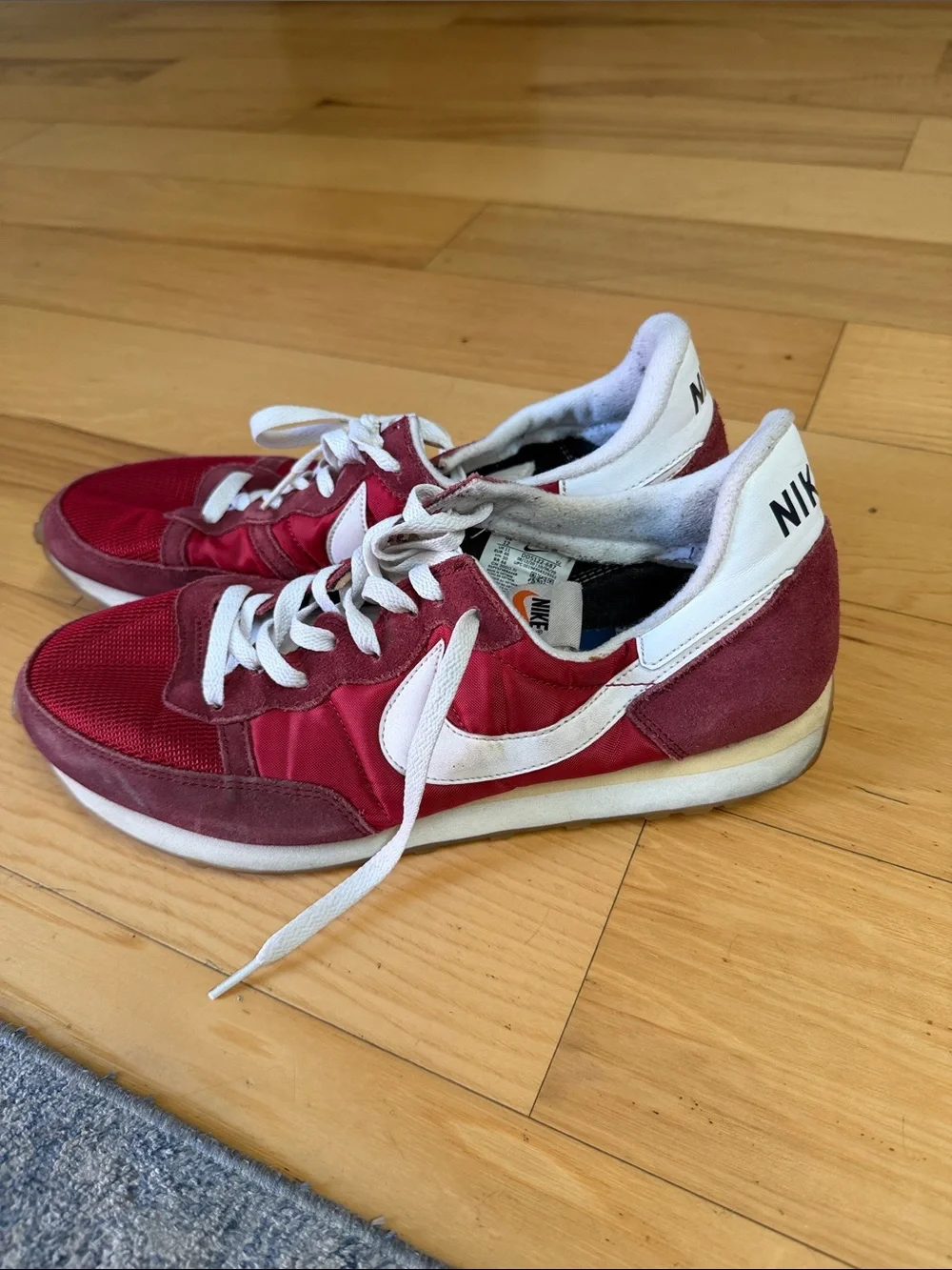 Nike Men’s Challenger OG Sneaker. Size 12!